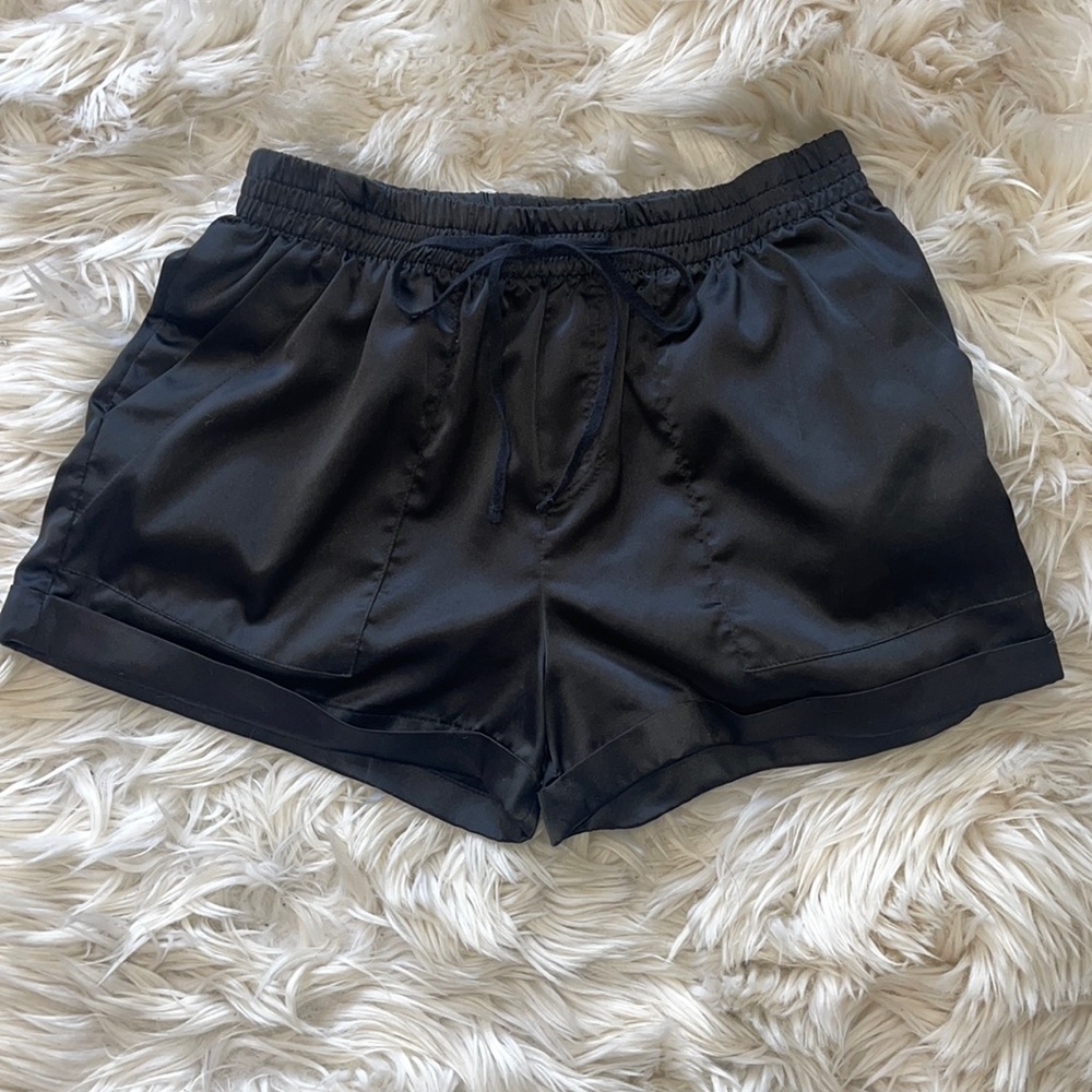 Socialite black shorts